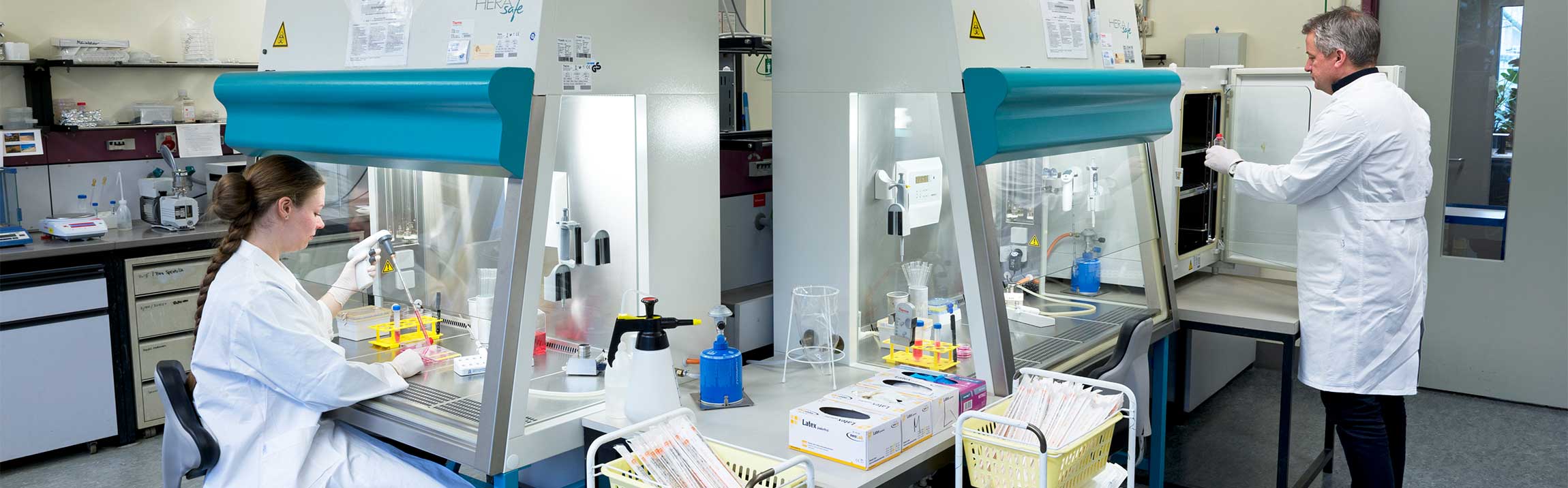 Lab for cell culture techniques at Fraunhofer EMFT