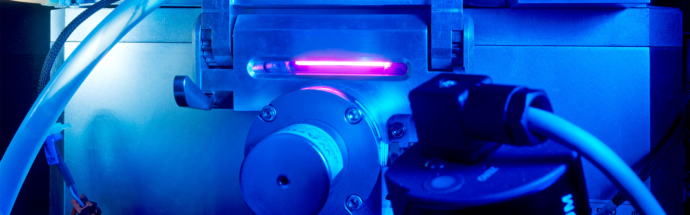 Plasma generator in the Fraunhofer EMFT MEMS (microelectromechanical system) line